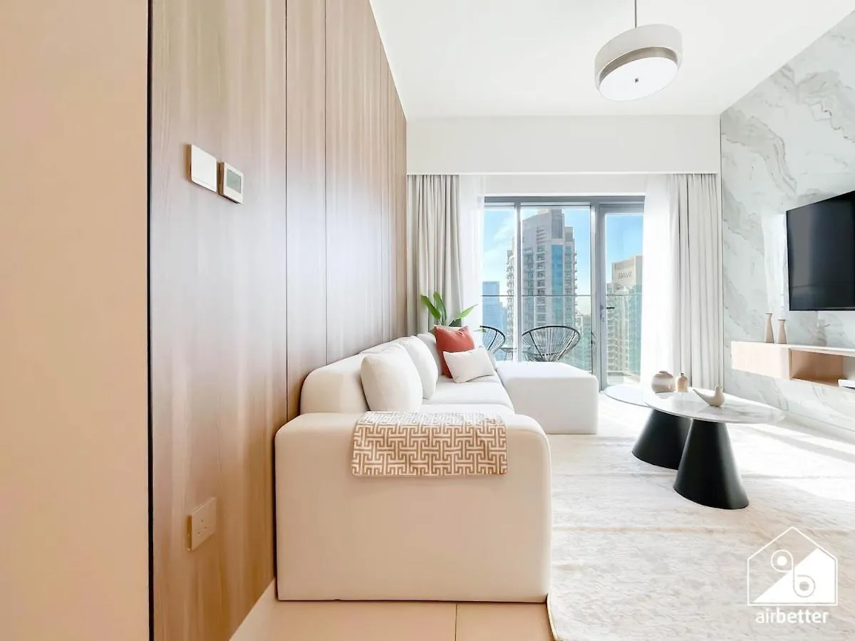 Burj Royale Elegance Cityscape From Your Balcony Dubai 0*,