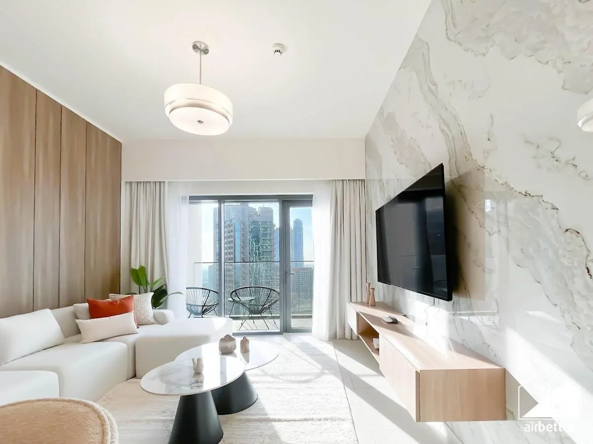 Burj Royale Elegance Cityscape From Your Balcony Dubaj 0*,